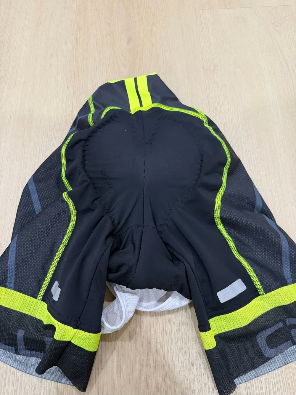 Men’s Castelli Cycling Jersey XXL & Bib Short XL Set Black Yellow